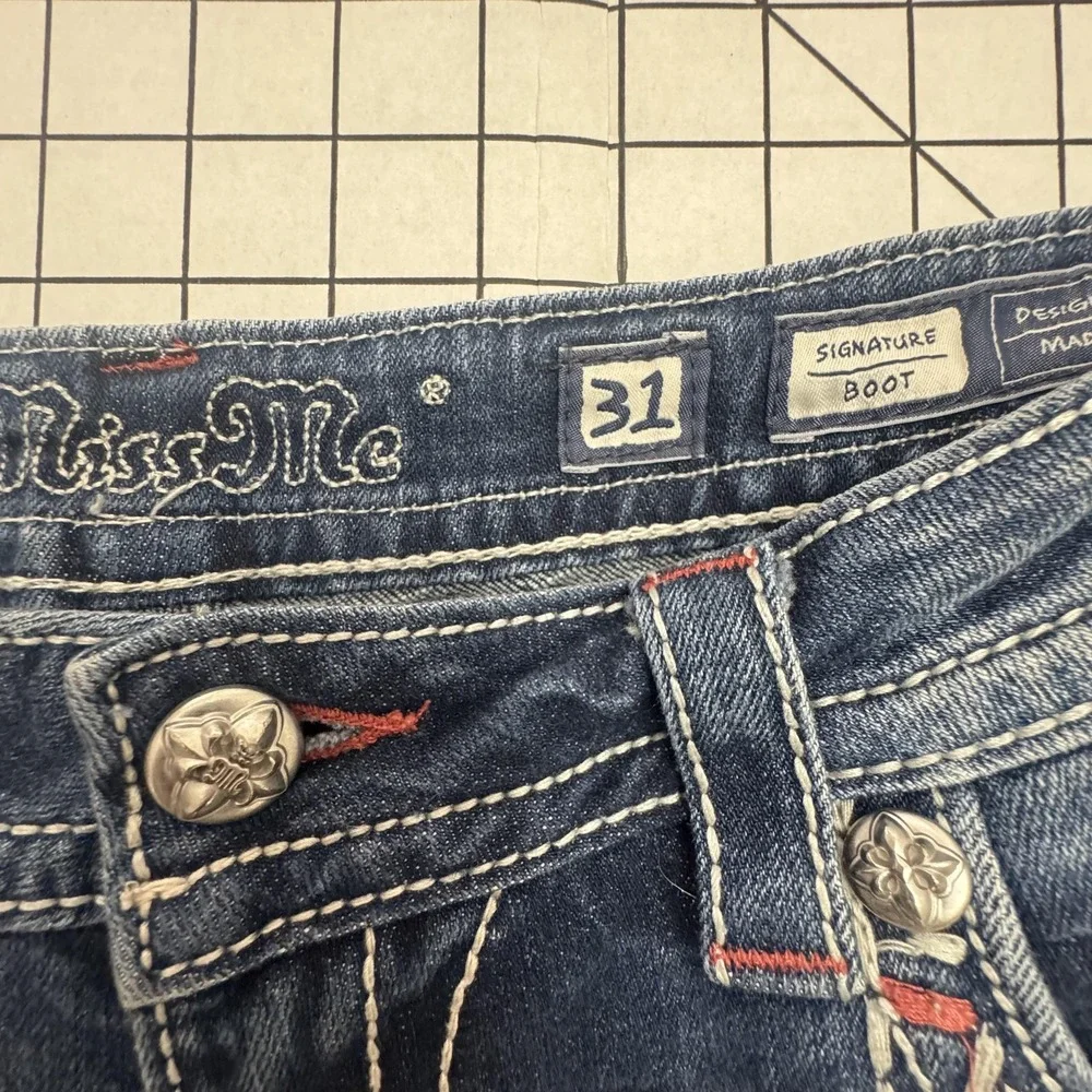 Miss Me Shorts Womens 31 Blue Denim Cuffed Cut Off Embroidered Pockets Jean